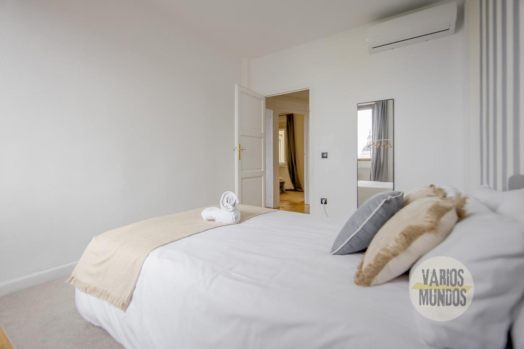 Apartamento De 4Hab En La Latina Con Vistas A Madrid Centro Екстериор снимка