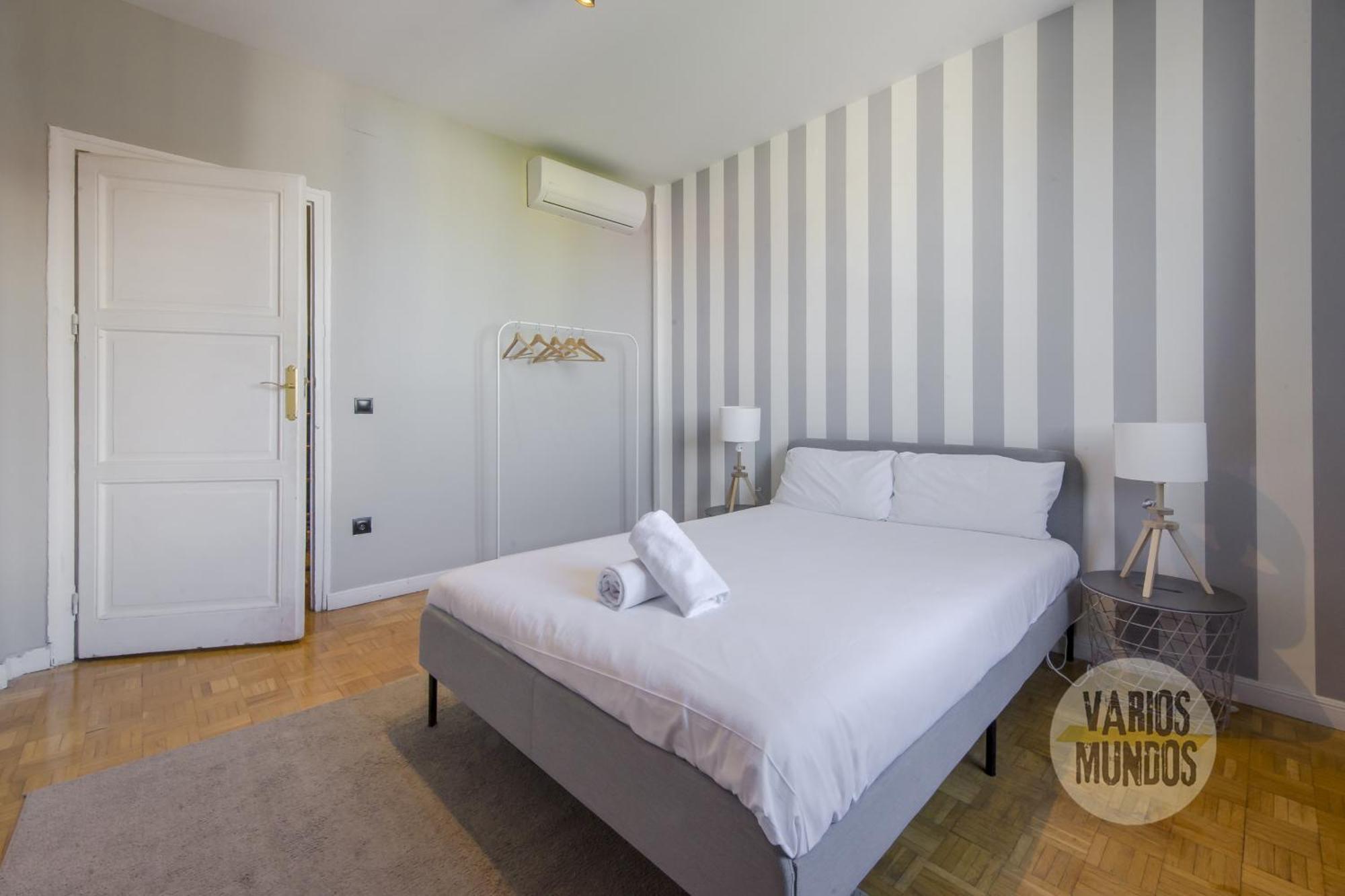 Apartamento De 4Hab En La Latina Con Vistas A Madrid Centro Екстериор снимка